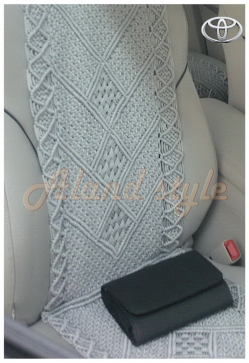 Оригинальный подарок водителю - серебристые  плетеные накидки