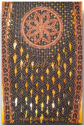 Узор плетеных накидок с эмблемой Алатырь