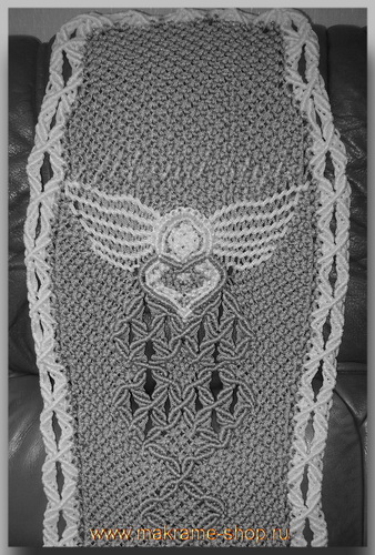 Накидка-макраме с эмблемой Белый орел